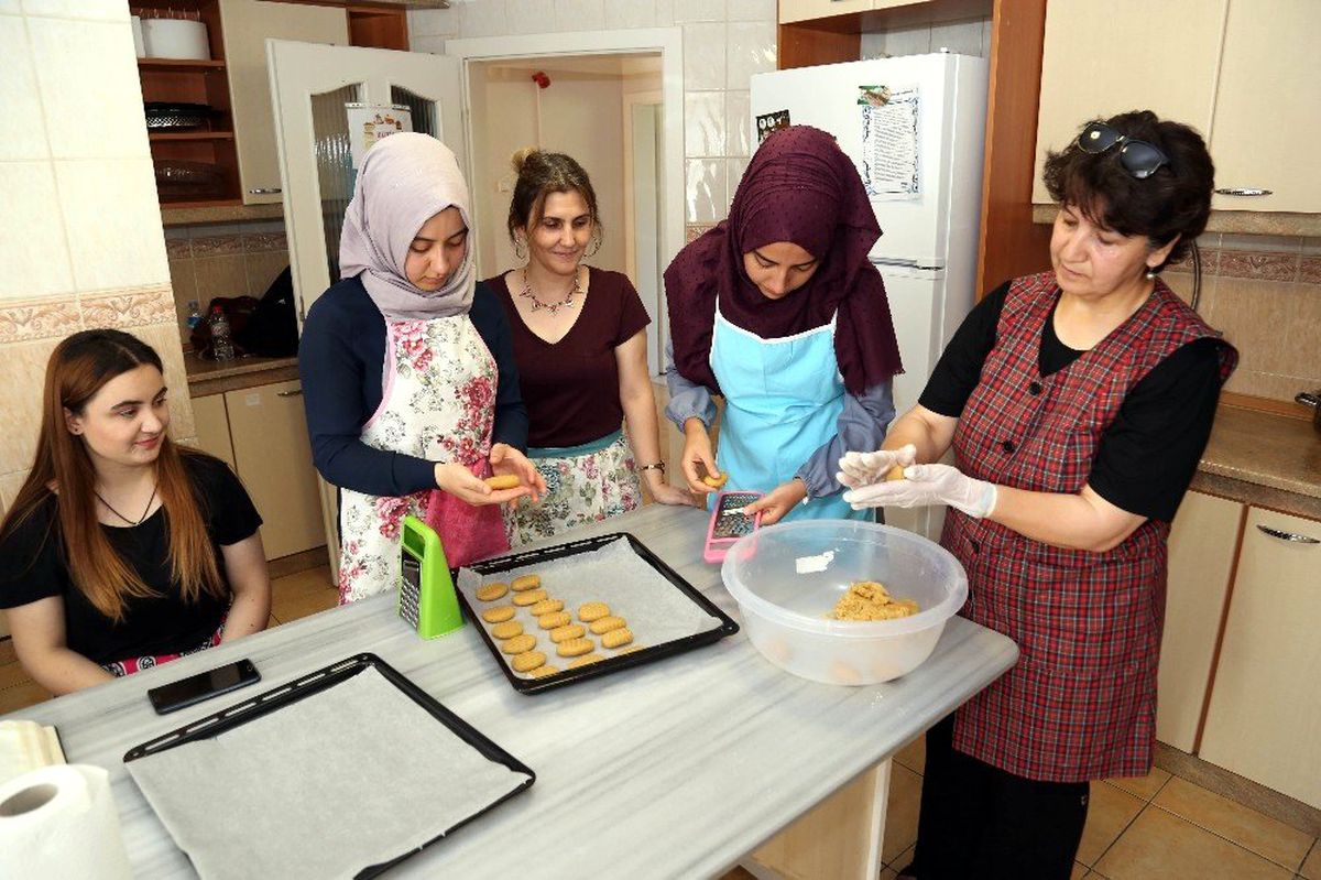Aksaray\'da AKMEK kurs kayıtları devam ediyor