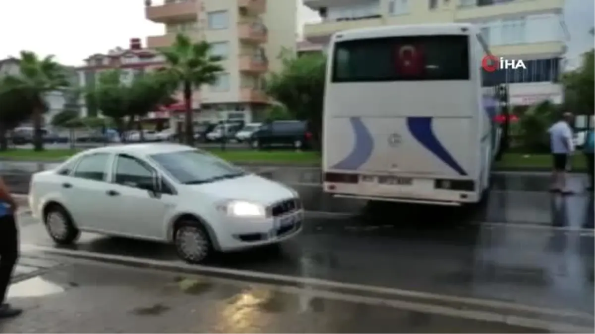 Alanya\'da yağış kazalara neden oldu