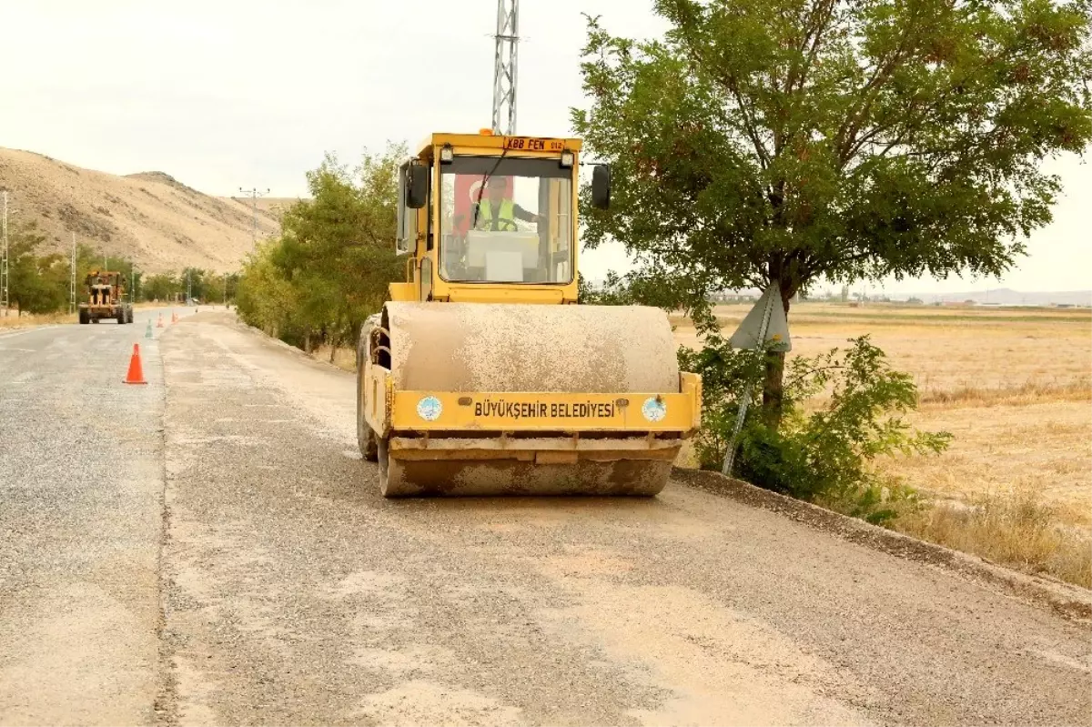 Başkan Cabbar, Sindelhöyük mahallesindeki çalışmaları inceledi