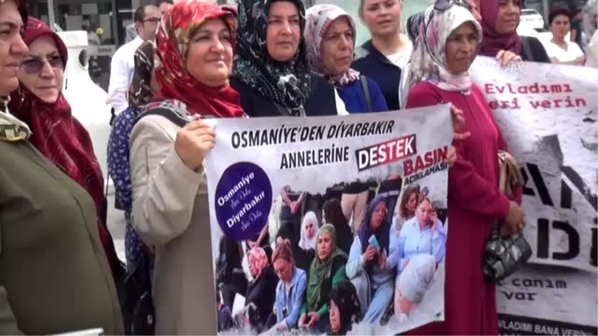 Diyarbakır annelerine kadın desteği