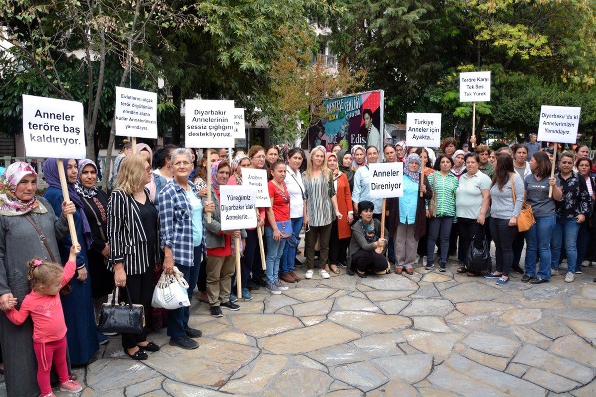 Diyarbakır Annelerine Muğlalı annelerden destek