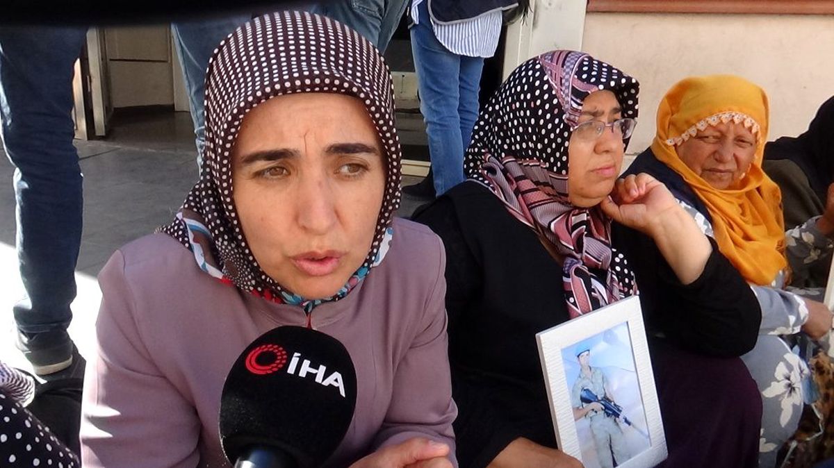 Evlat nöbetindeki annelerden İmamoğlu\'na tepki: "Yazıklar olsun"