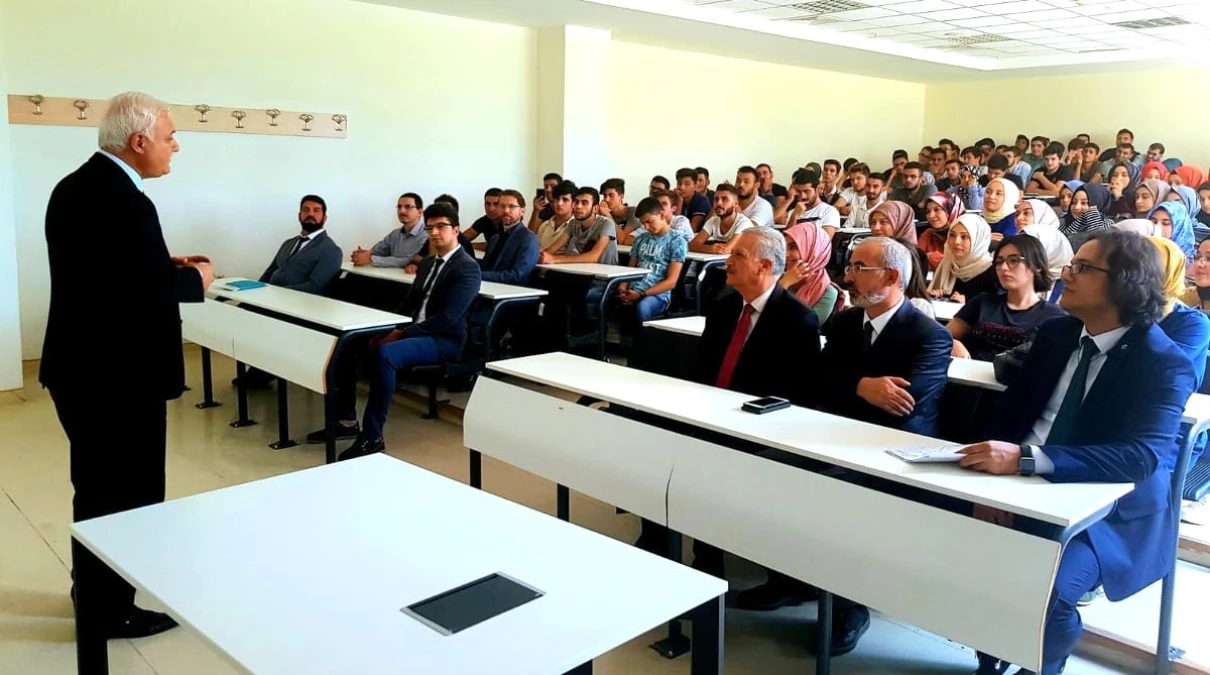 Gaziantep İslam, Bilim ve Teknoloji Üniversitesi\'nde ilk dersi Kurucu Rektör Nihat Hatipoğlu verdi