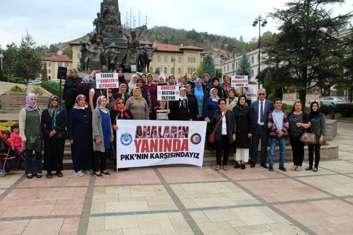 Kastamonulu kadınlardan Diyarbakırlı annelere destek