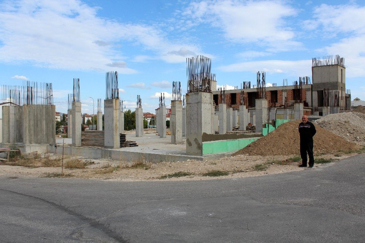Ribat Camisi ve Kur\'an Kursu inşaatı yardım bekliyor