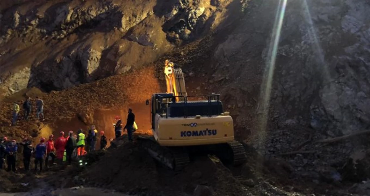 Rize\'de havalimanı inşaatı sırasında heyelan meydana geldi: 1 işçi hayatını kaybetti