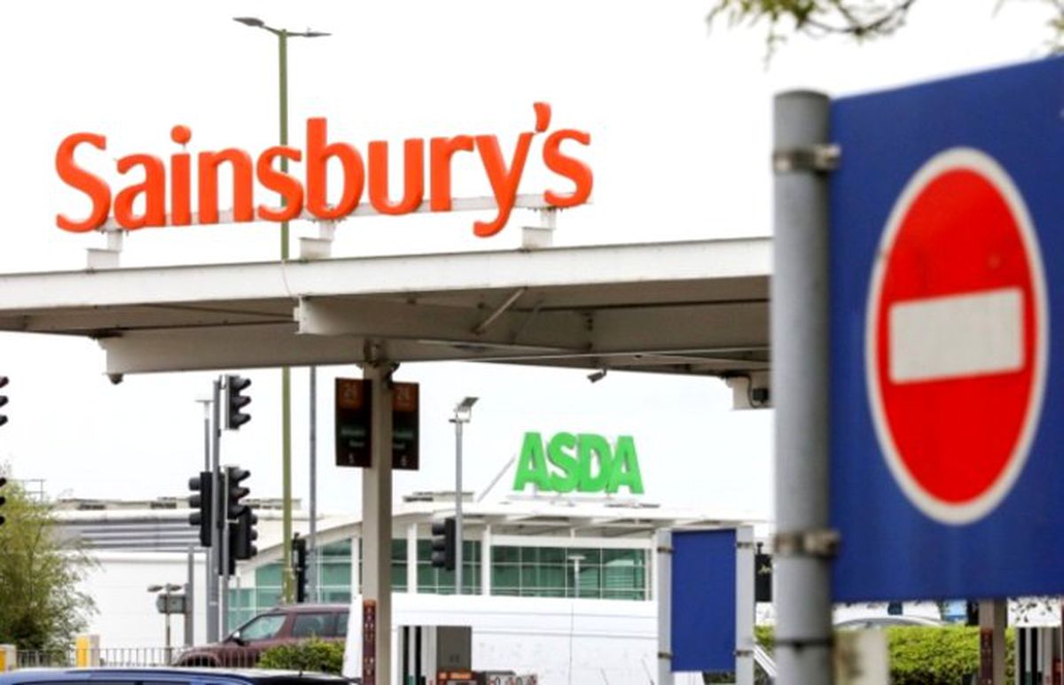 Sainsbury\'s 115 şubesini kapatacak