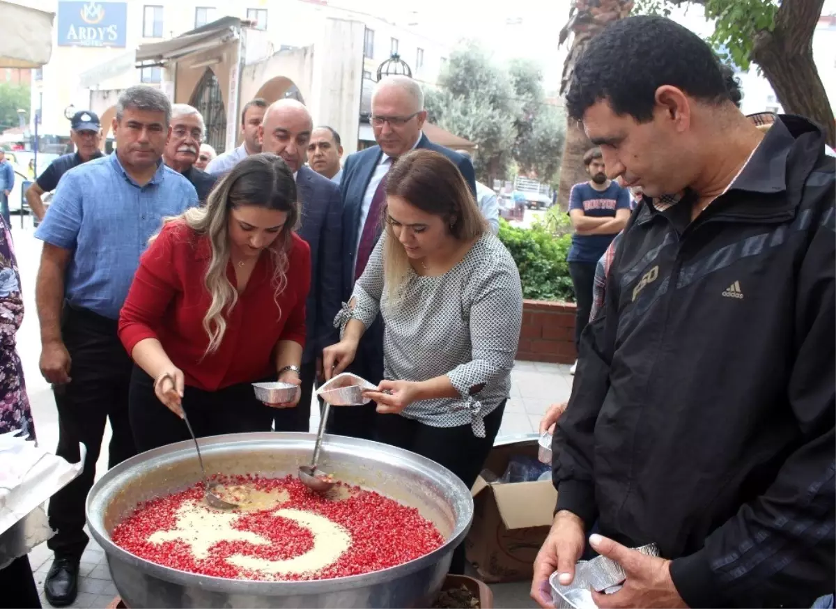 Şehit Gür ve Kozak anısına aşure hayrı