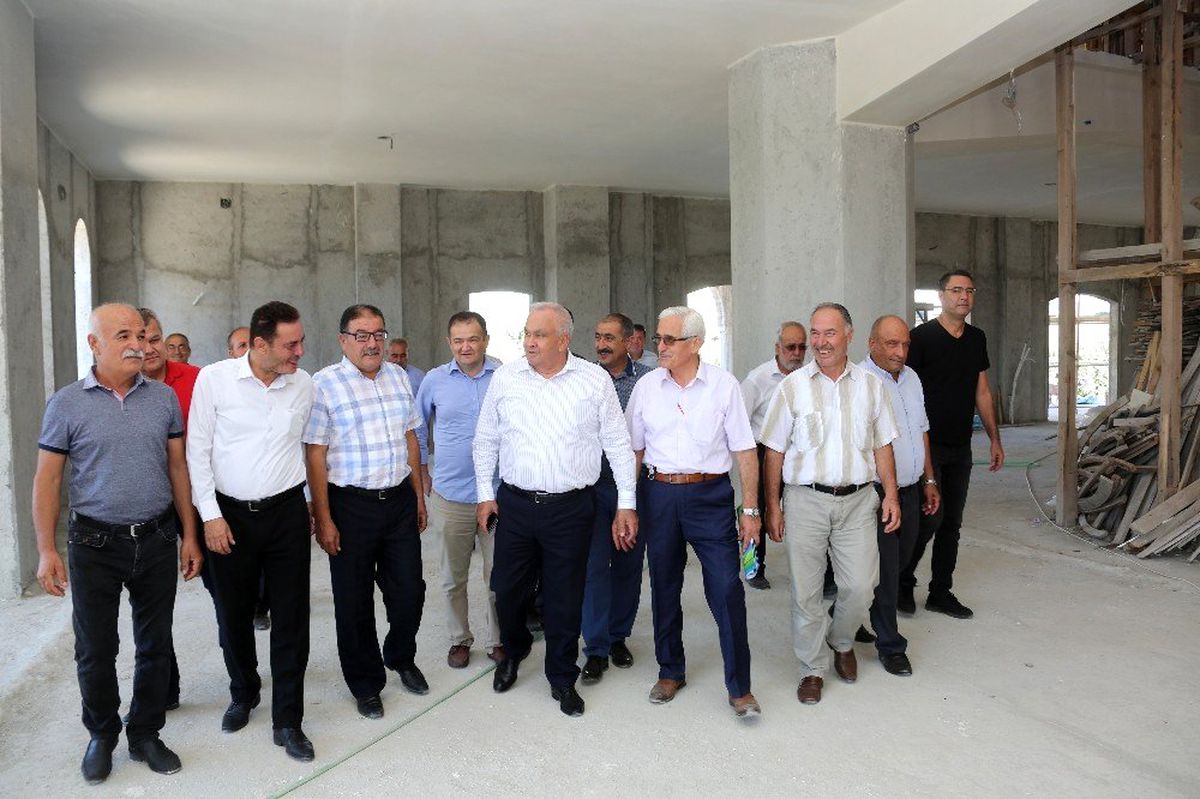 Tollu, cami inşaatını inceledi