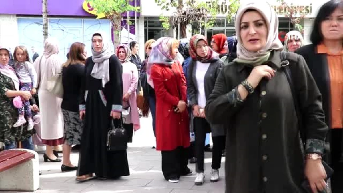Türkiye\'den Diyarbakır\'daki annelere destek