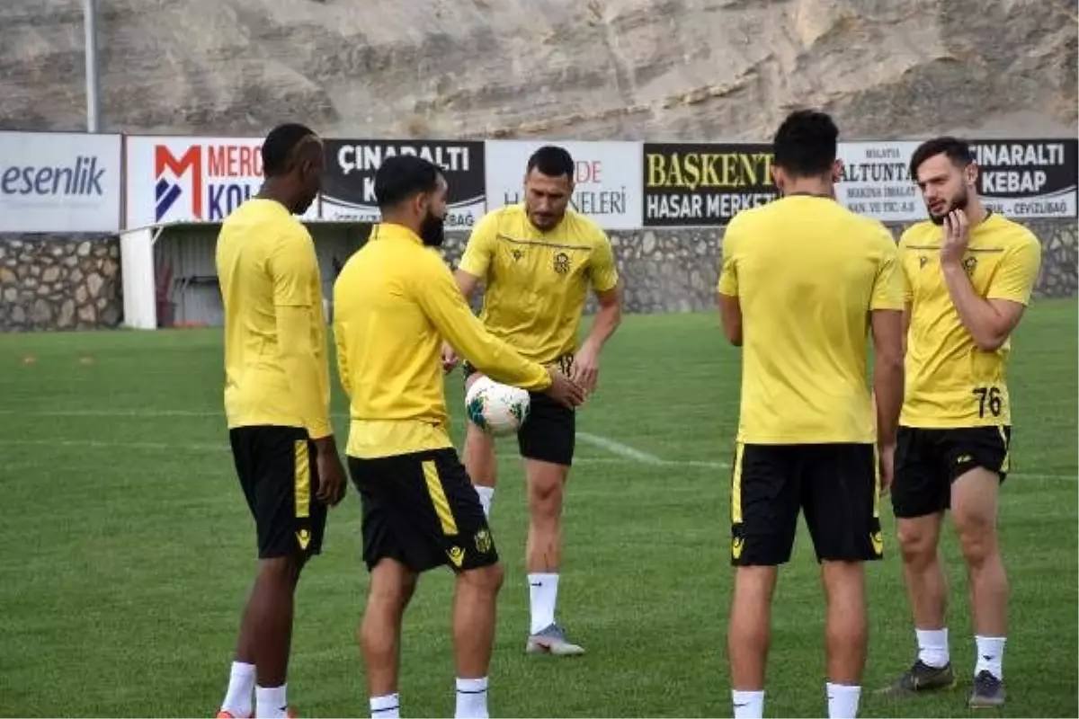 Yeni malatyaspor\'da bifouma ve töre bireysel idmanlara başladı