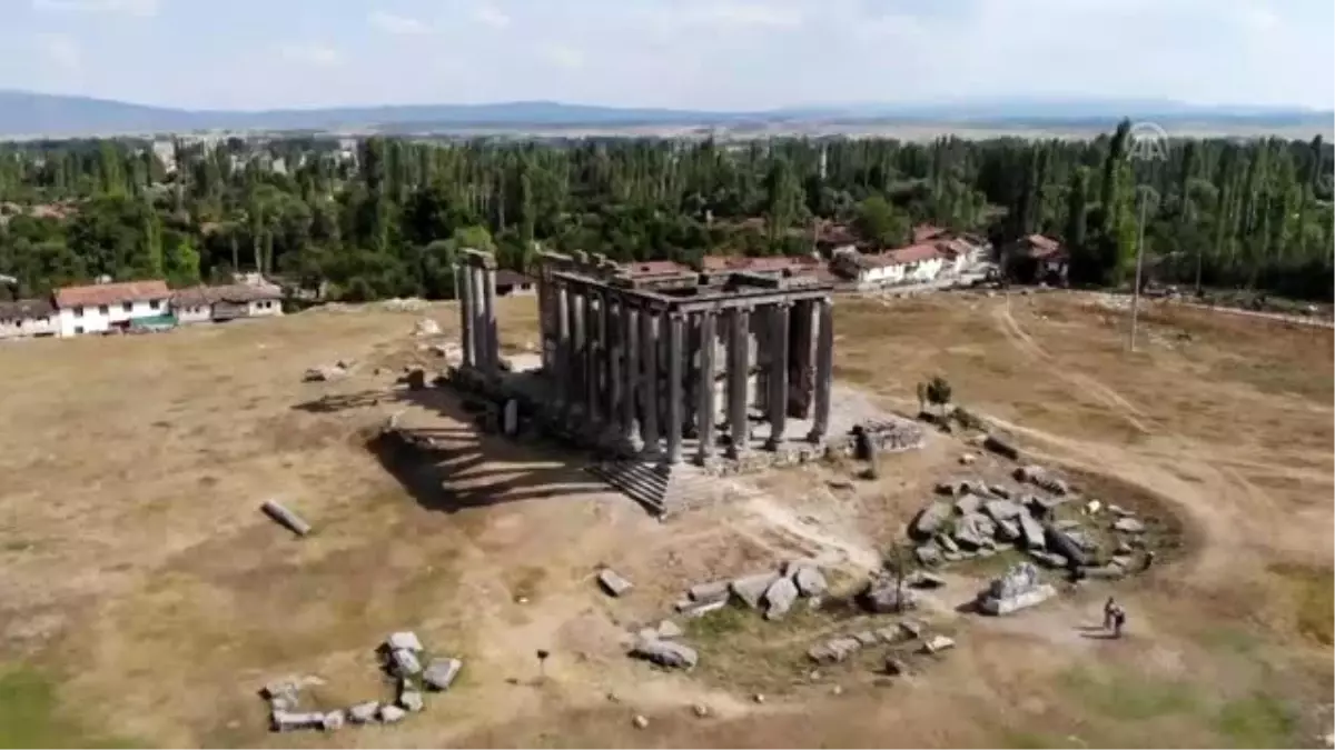 Aizanoi\'de Roma hamamı kalıntıları ortaya çıkarıldı