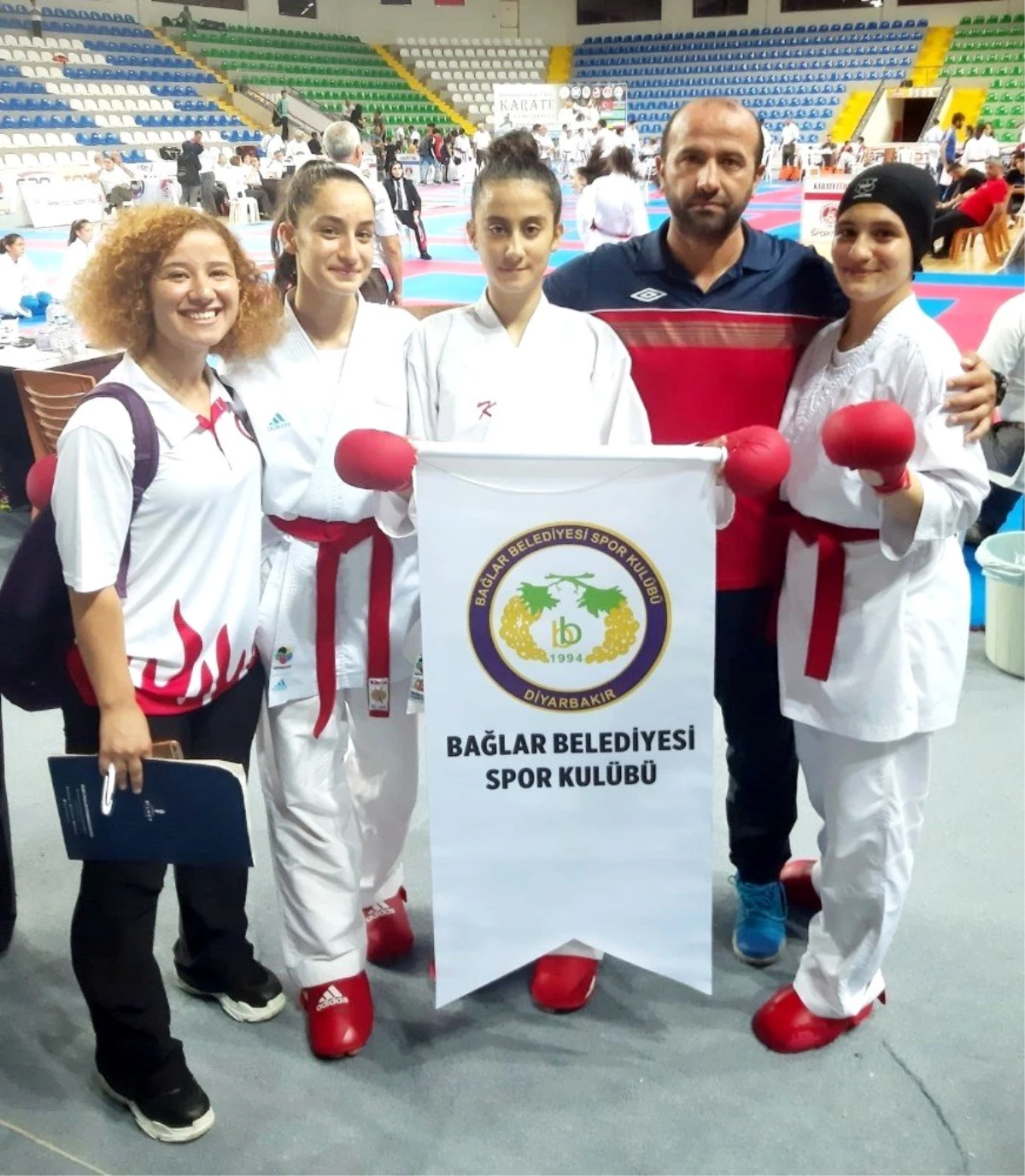 Bağlar Belediyespor karate takımı uluslararası turnuvaya katılacak