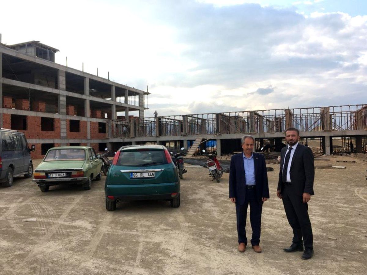 Başkan Akkaya, Engelli ve Yaşlı Bakım Merkezi inşaatını inceledi