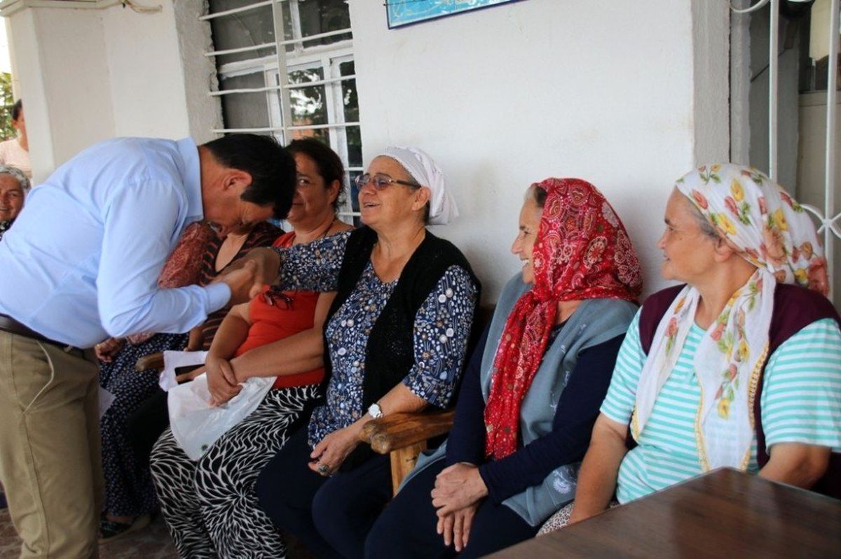 Başkan Aras "Belediyecilik başka, siyaset başka"