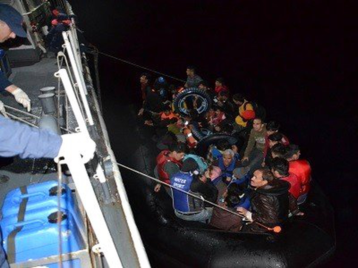 Çanakkale\'de 42 düzensiz göçmen yakalandı