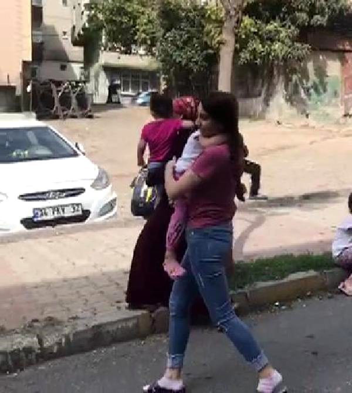 İstanbul\'da şiddetli deprem (1)