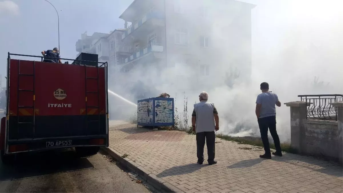 Karaman\'da boş arsada çıkan ot yangını itfaiye tarafından söndürüldü