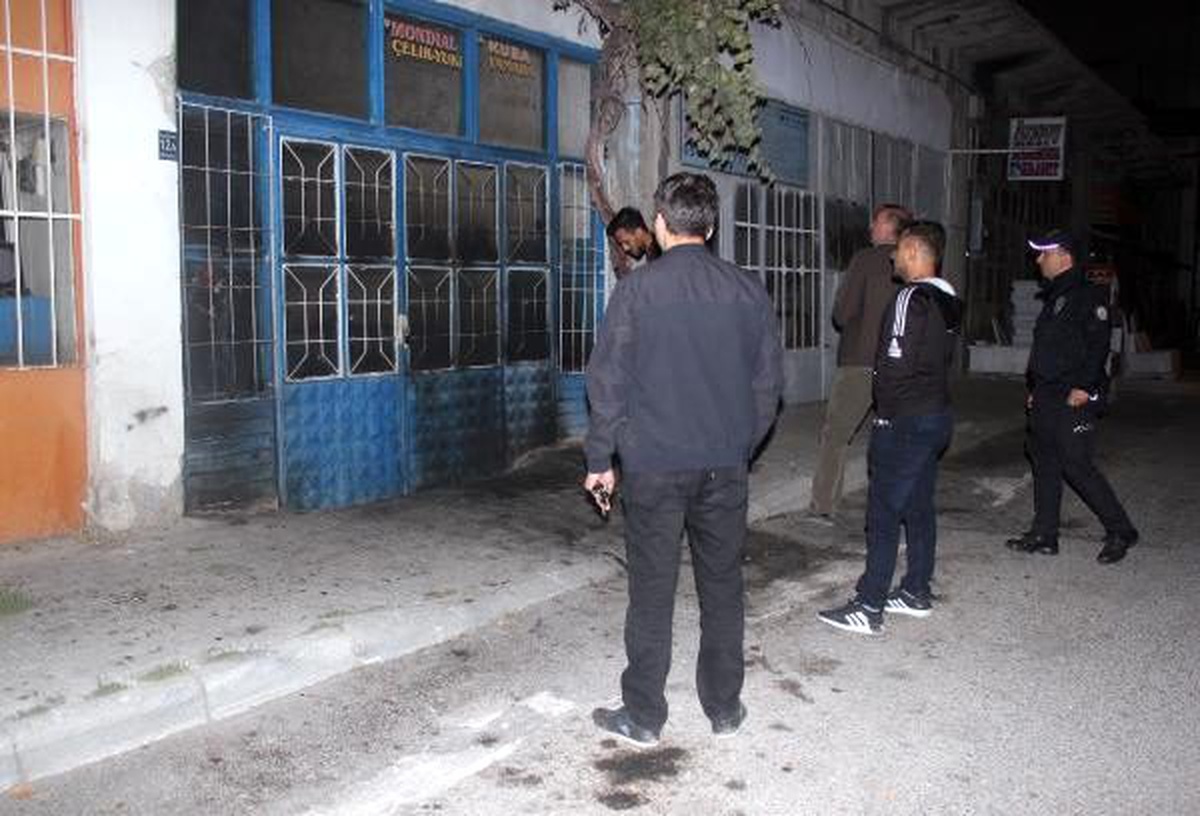 Maskeli kundakçı, tamirhaneyi ateşe verdi