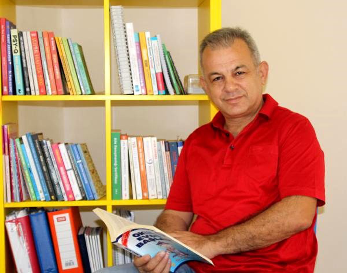 \'Okula adaptasyon sorunu yaşayan çocukların aileleri 21 gün kararlı davranmalı\'