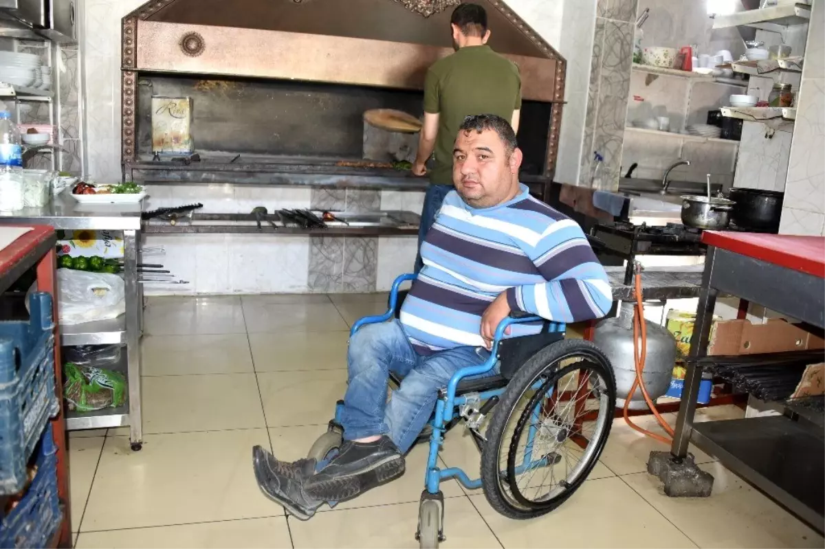 (Özel) Sporda Türkiye derecesi bulunan engelli birey çalışmasıyla da herkese örnek oluyor