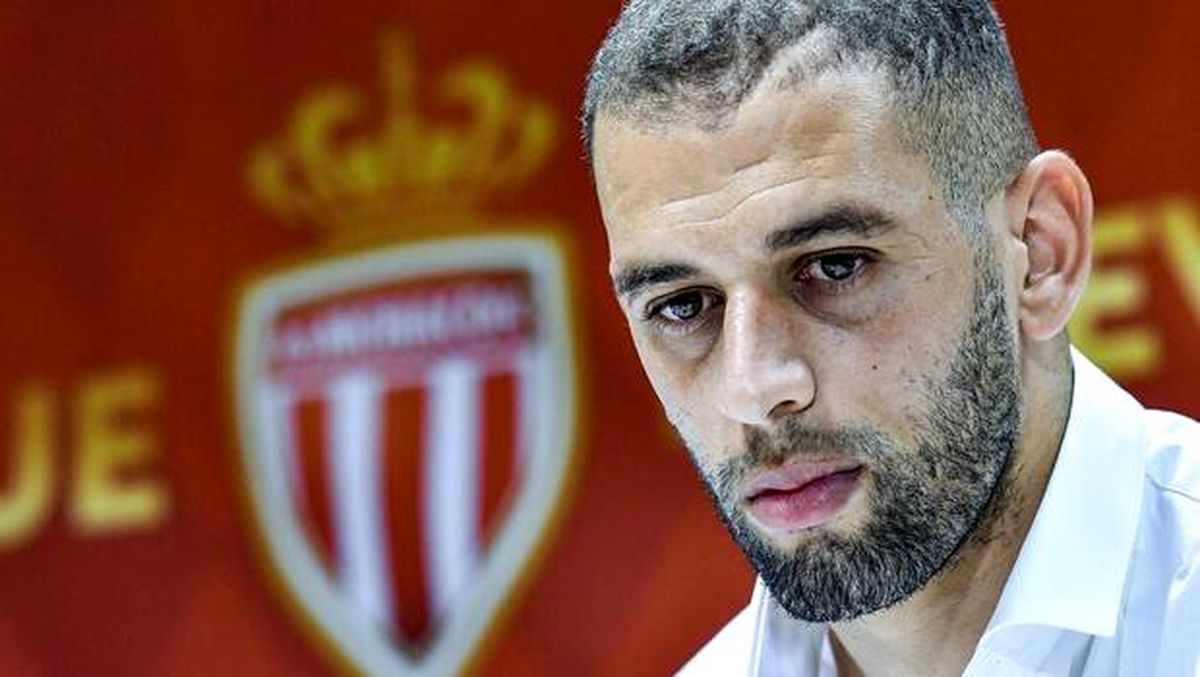 Slimani\'den Falcao açıklaması: Onu unutturmaya...