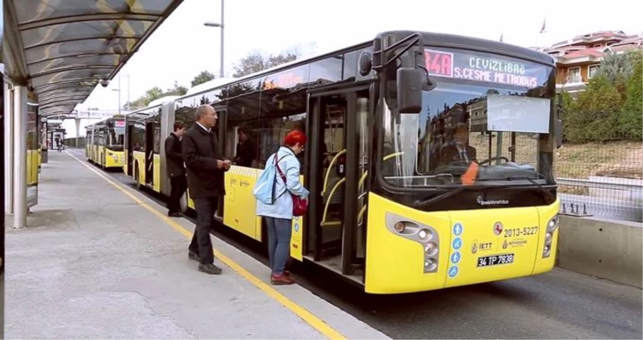 İBB, deprem sonrası İstanbul\'da hizmet veren metrobüs sayısını artırdı