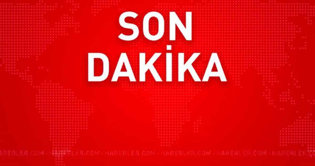 Son dakika: Tuzla\'da fabrikanın çatısında yangın