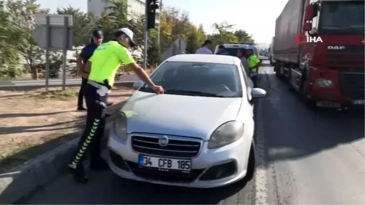 Sürücüsünün dur ihtarına uymadığı araç trafikten çekme belgeli çıktı