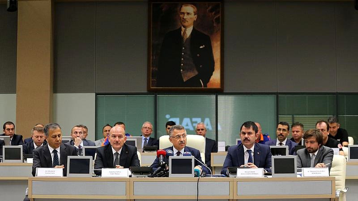 5,8\'lik deprem sonrası İstanbul\'da son durum: 34 yaralı, 473 hasarlı bina