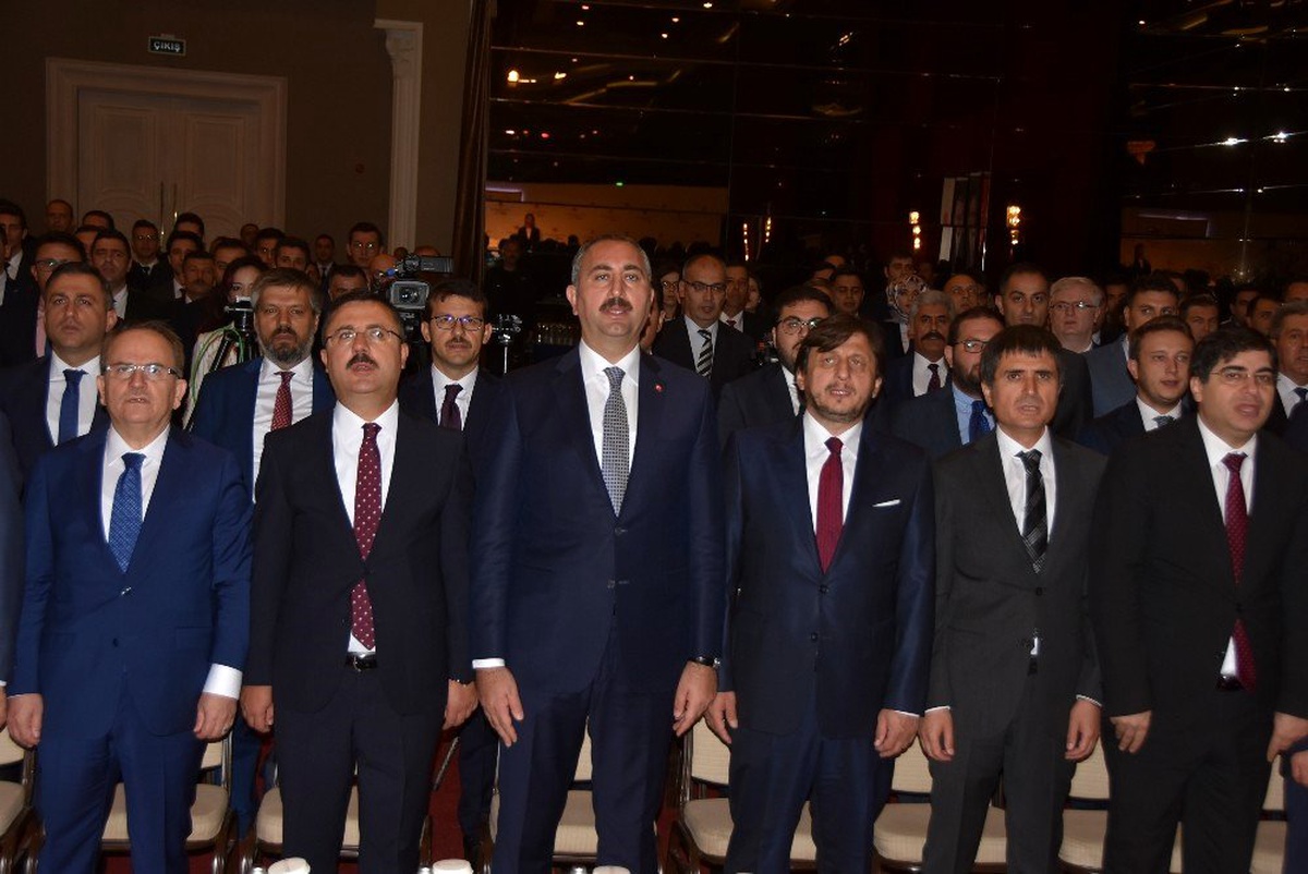 Adalet Bakanı Gül, FETÖ\'cüler için net konuştu