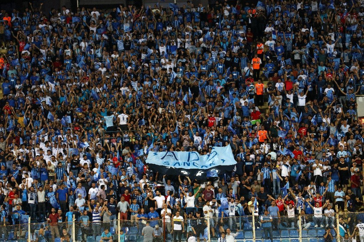 Adana Demirspor\'u merdiven boşlukları yaktı