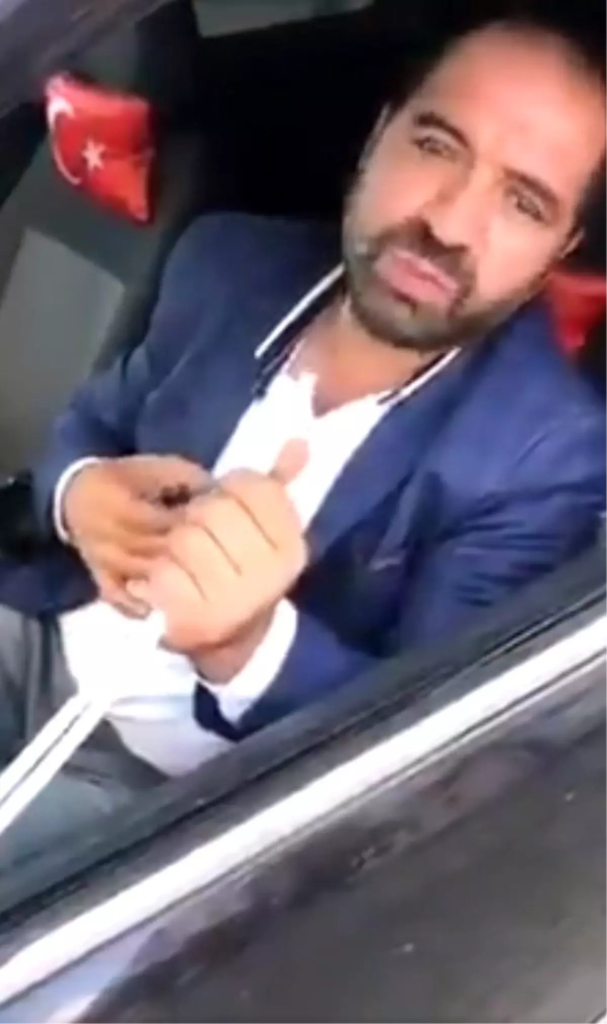 Arabada sigara yasağına vatandaştan ilginç çözüm