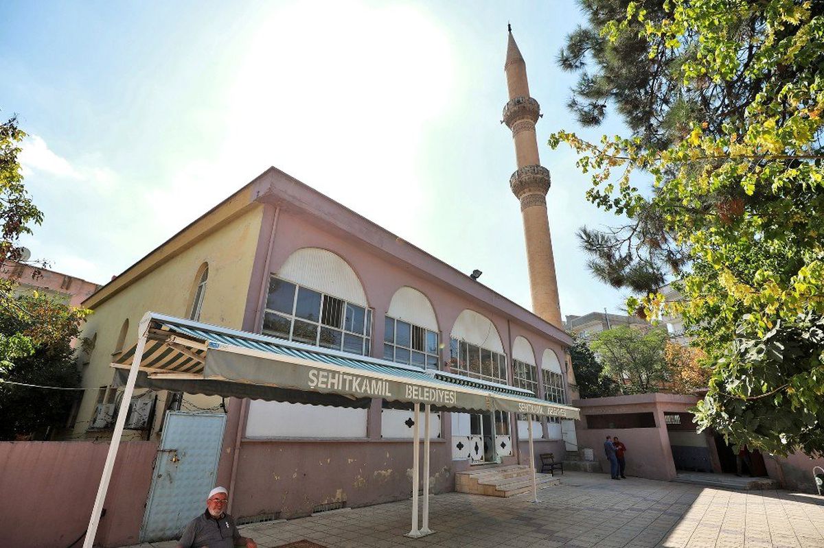 Başkan Fadıloğlu, cami cemaatinin taleplerini dinledi