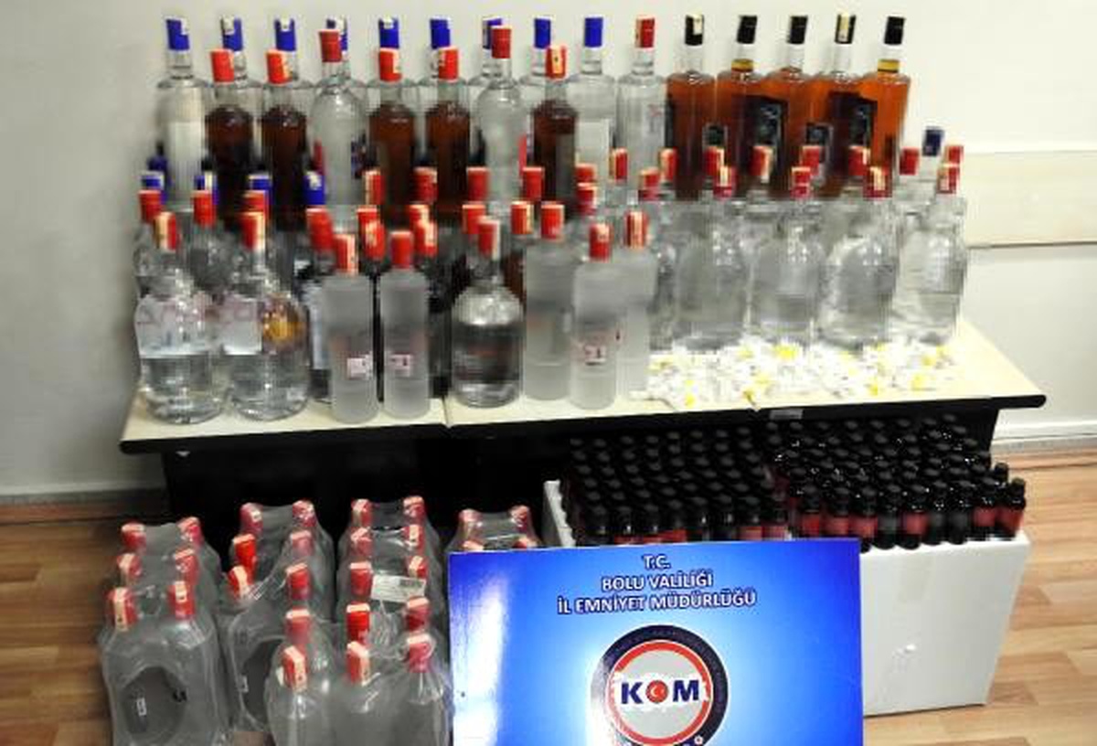 Bolu\'da kaçak içki operasyonu: 3 gözaltı