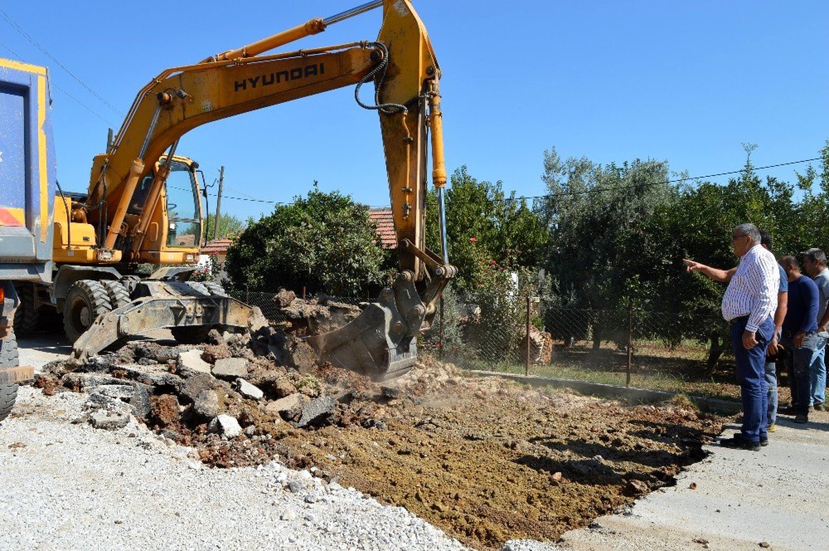 Bozulan grup yolunda bakım-onarım yapılıyor