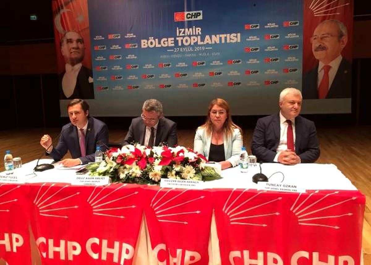 Chpliler izmir\'de toplandı