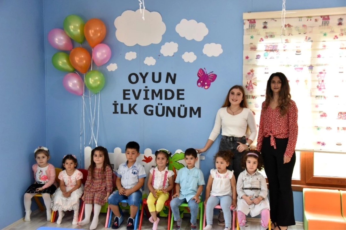 Çocuklar hem öğreniyor hem de eğleniyorlar