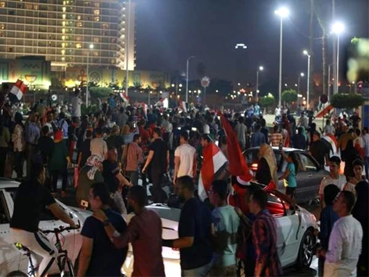 Darbeci Sisi karşıtı protestolarda gözaltına alınanların sayısı 2 bini buldu