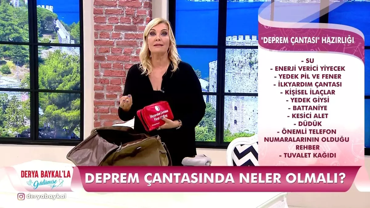 Derya Baykal\'dan canlı yayında deprem çantası