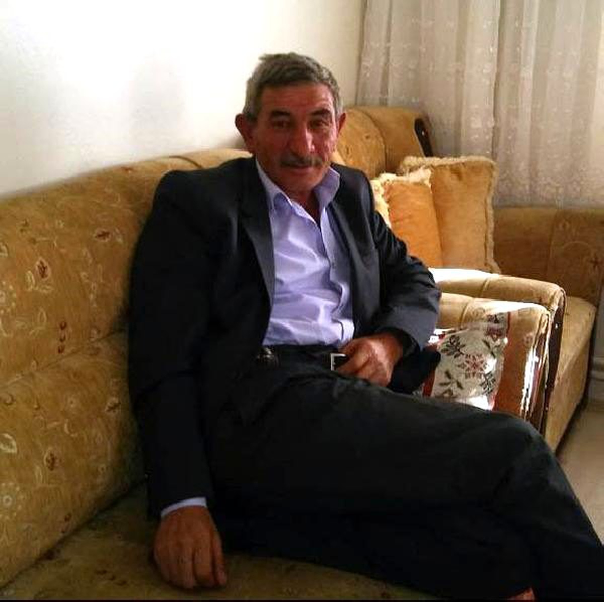 Eski muhtar evin yanındaki depoda intihar etti