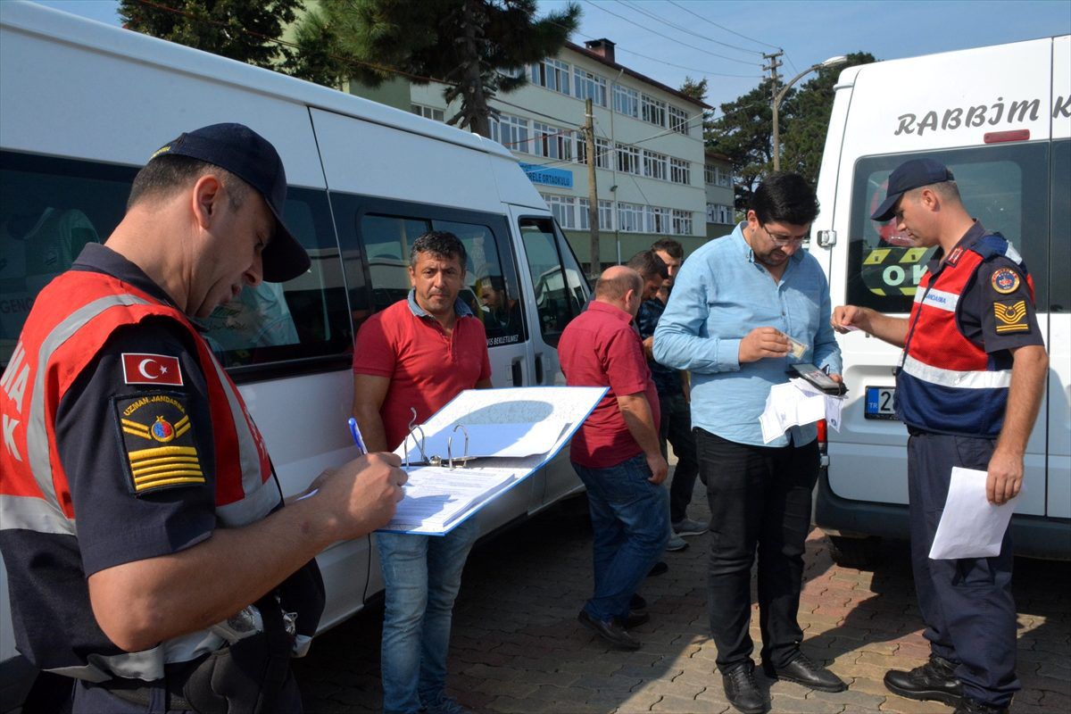 Görele\'de okul servis araçları denetlendi