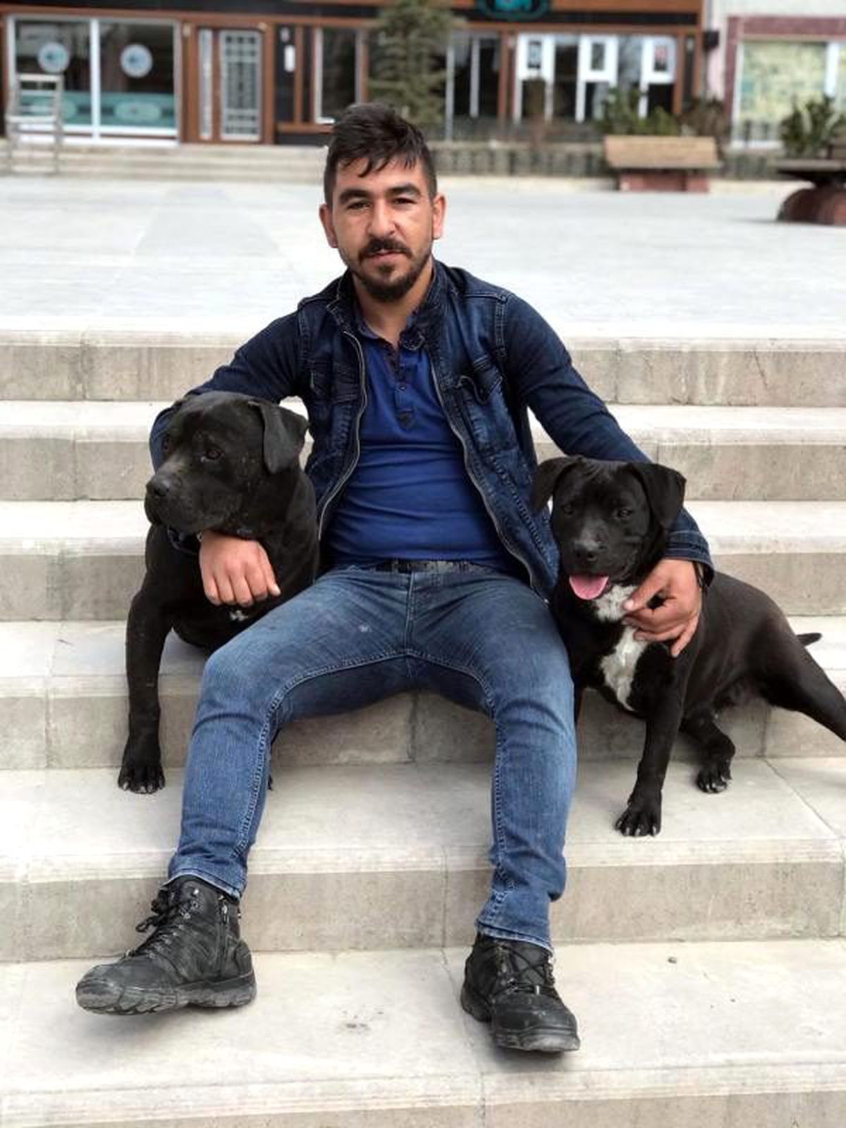 Kan parası almak için kendini vurdurdu, öldü