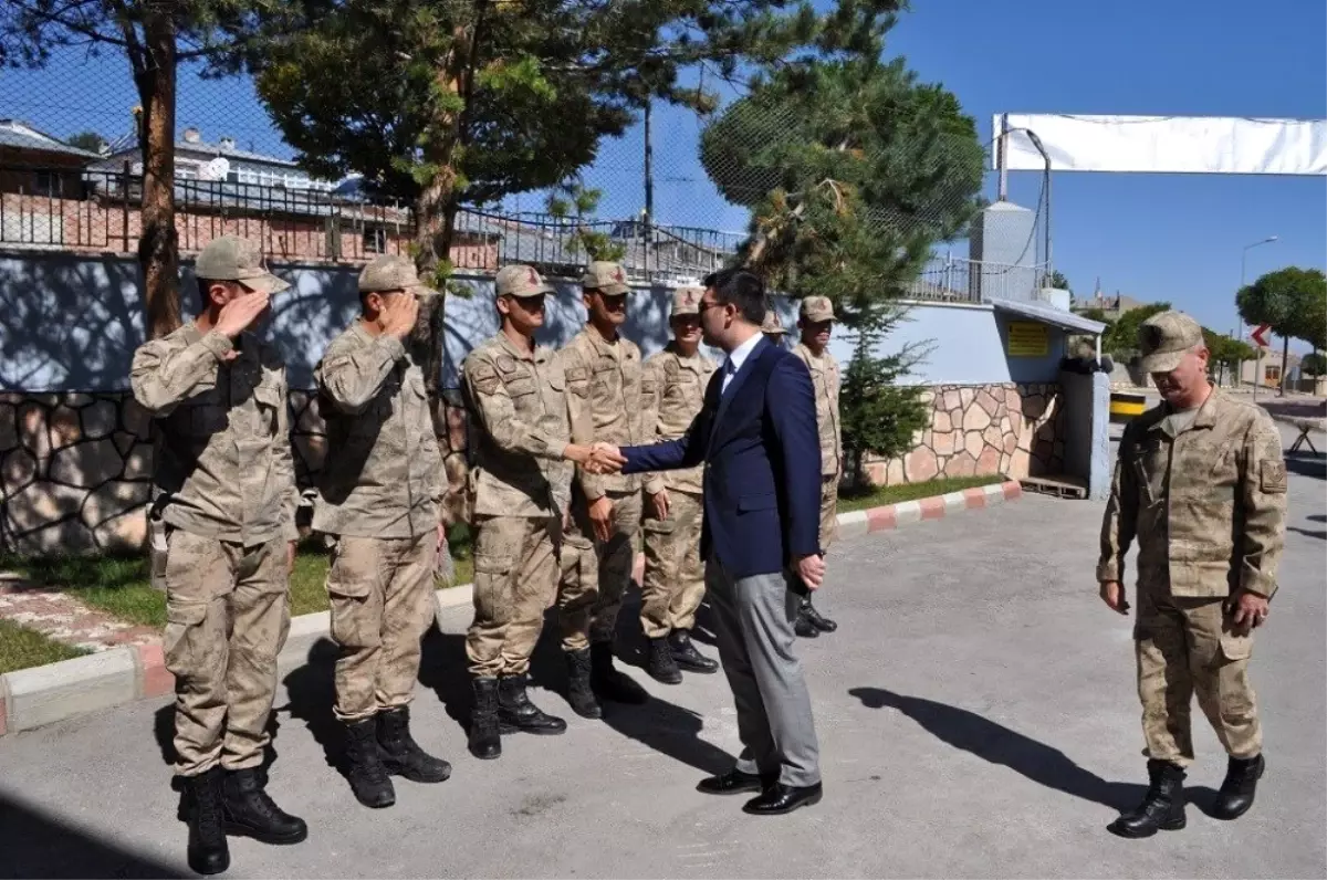 Kaymakam Coşkun güvenlik güçlerini ziyaret etti