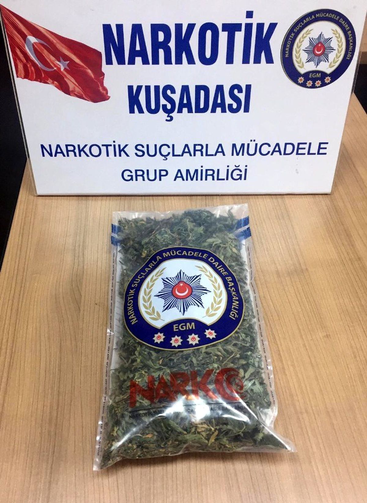 Kuşadası polisinden uyuşturucu operasyonu