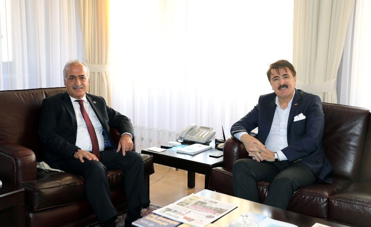 Milletvekili Aydemir\'den Rektör Çomaklı\'ya ziyaret
