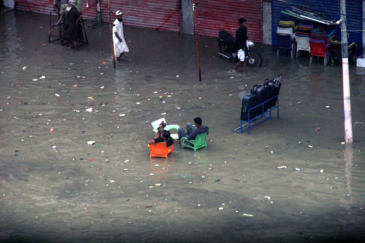 Pakistan\'da sel felaketi: 5 ölü