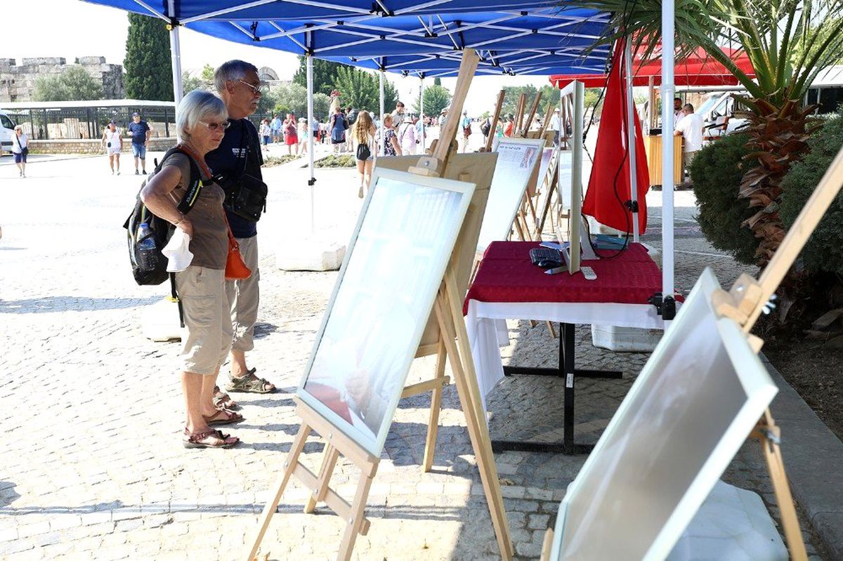PAÜ Prof. Dr. Fuat Sezgin anısına sergi düzenledi