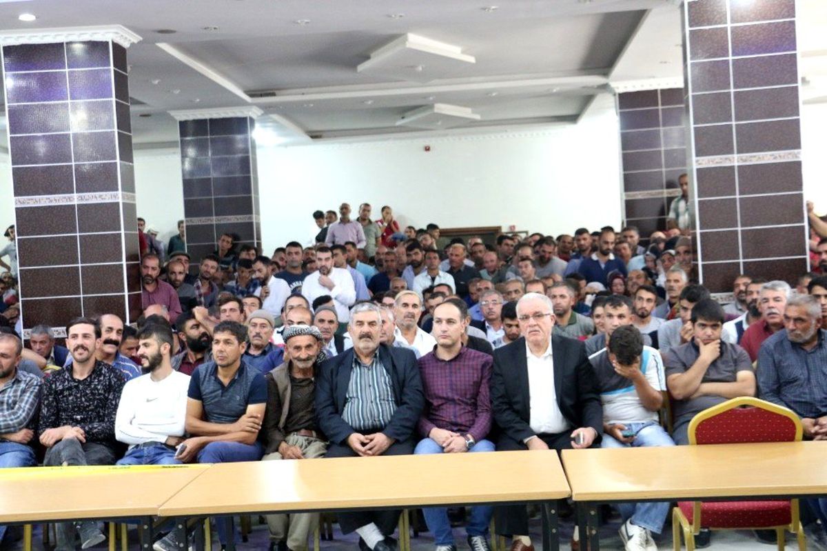 Siirt\'te okullara alınacak 675 işçi için 4 bin 910 kişi başvuru yaptı