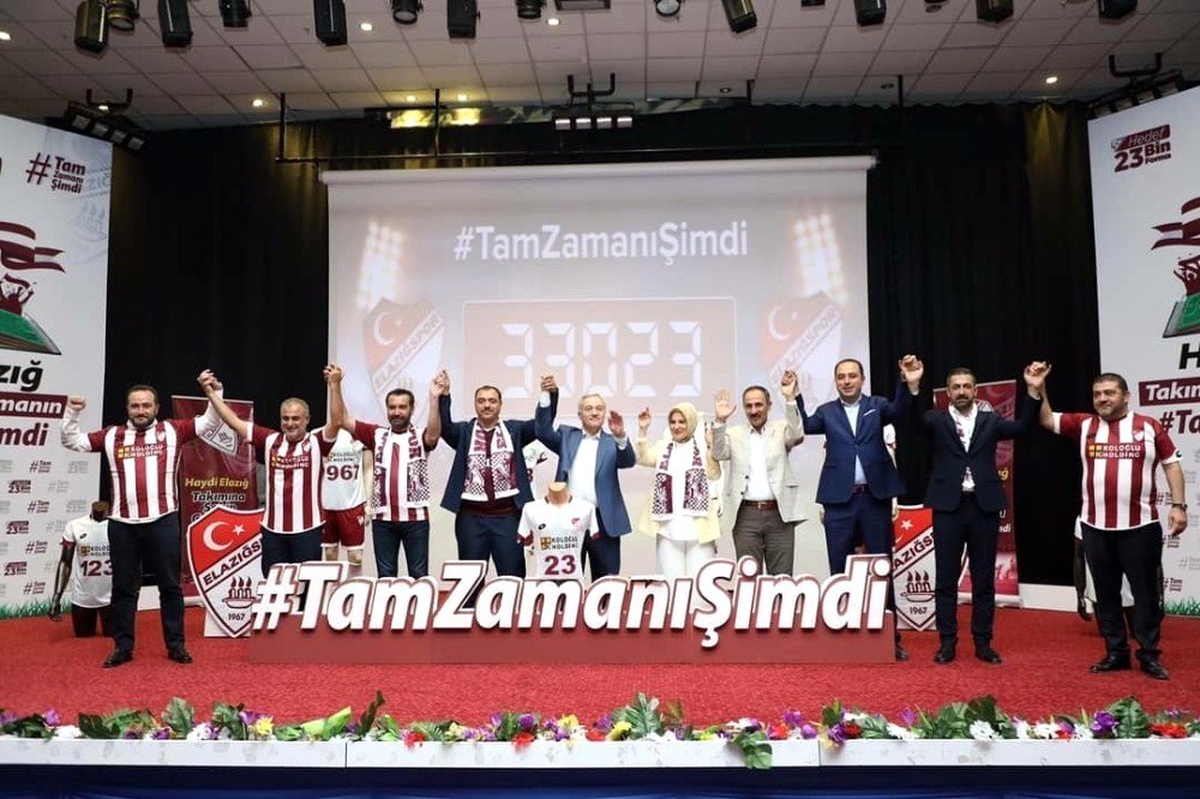 Yeni Malatyaspor Başkanı Gevrek\'ten Elazığspor\'a anlamlı bağış
